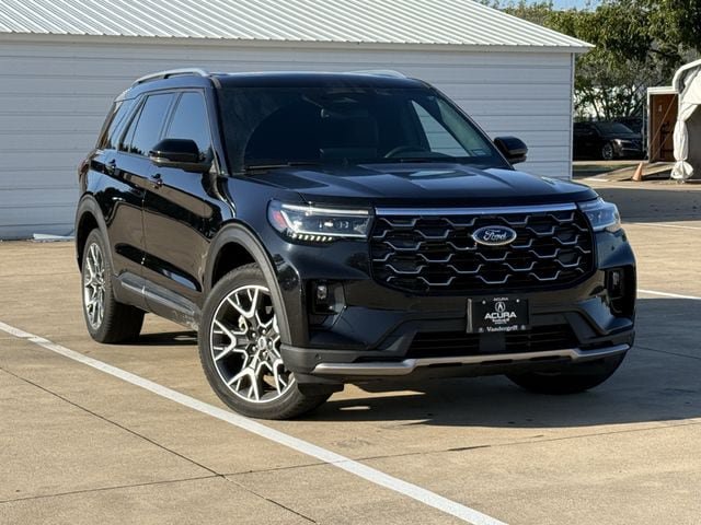 Used 2025 Ford Explorer Platinum w/ Ultimate Package AWD/4WD image 2