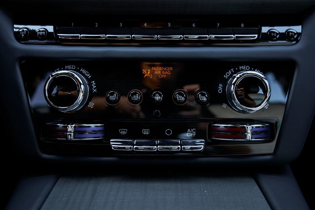 Used 2025 Rolls-Royce Ghost AWD/4WD image 82