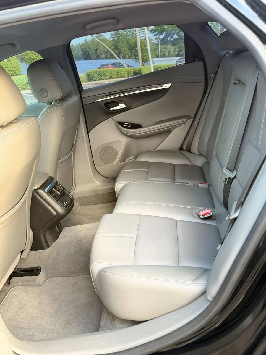 Used 2019 Chevrolet Impala LT w/ LT Leather Package FWD image 10