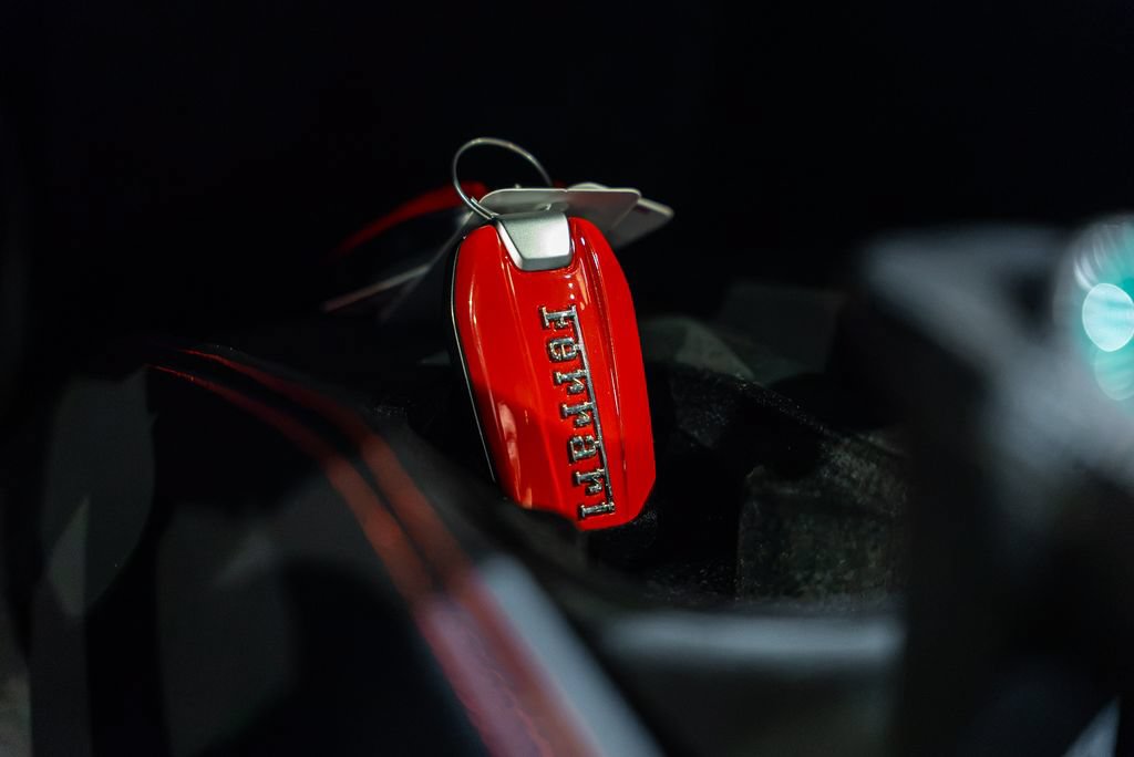 Certified 2021 Ferrari F8 Tributo RWD image 38