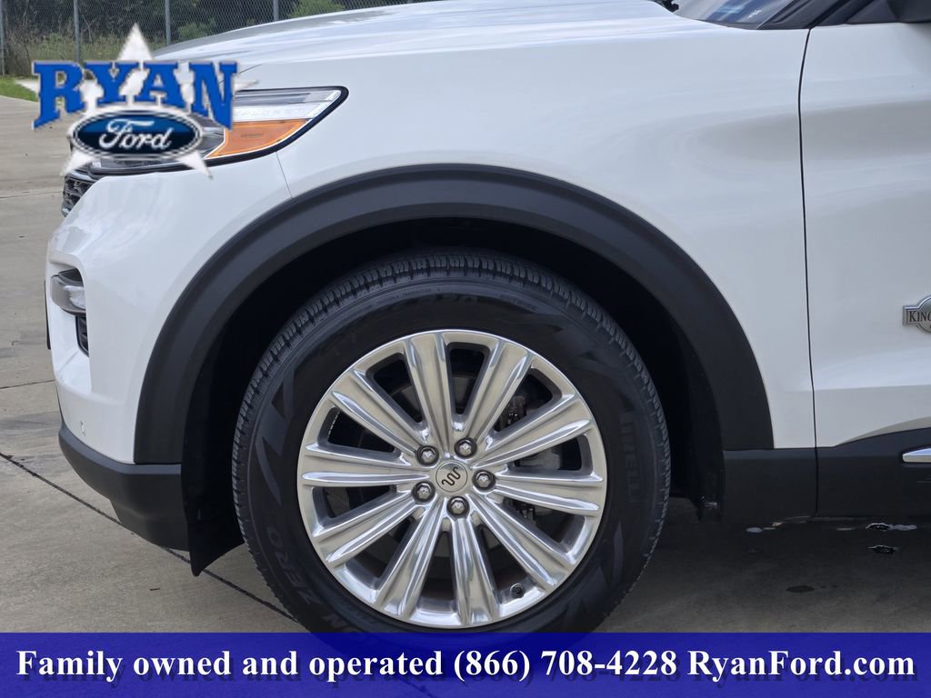 Used 2022 Ford Explorer King Ranch w/ Class IV Trailer Tow Package RWD image 5