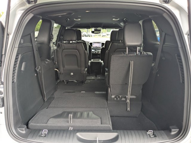 New 2026 Chrysler Pacifica Select FWD image 13
