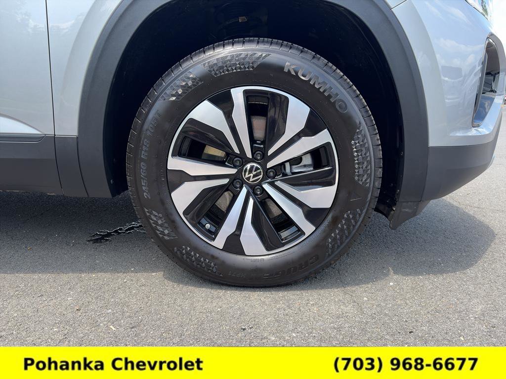 Used 2026 Volkswagen Atlas Cross Sport SE AWD/4WD image 30
