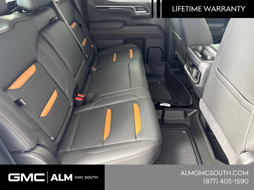New 2026 GMC Sierra 1500 AT4 w/ AT4 Premium Package AWD/4WD image 17