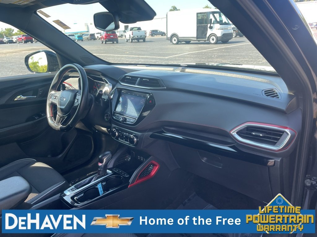 Used 2021 Chevrolet TrailBlazer RS w/ Convenience Package FWD image 28