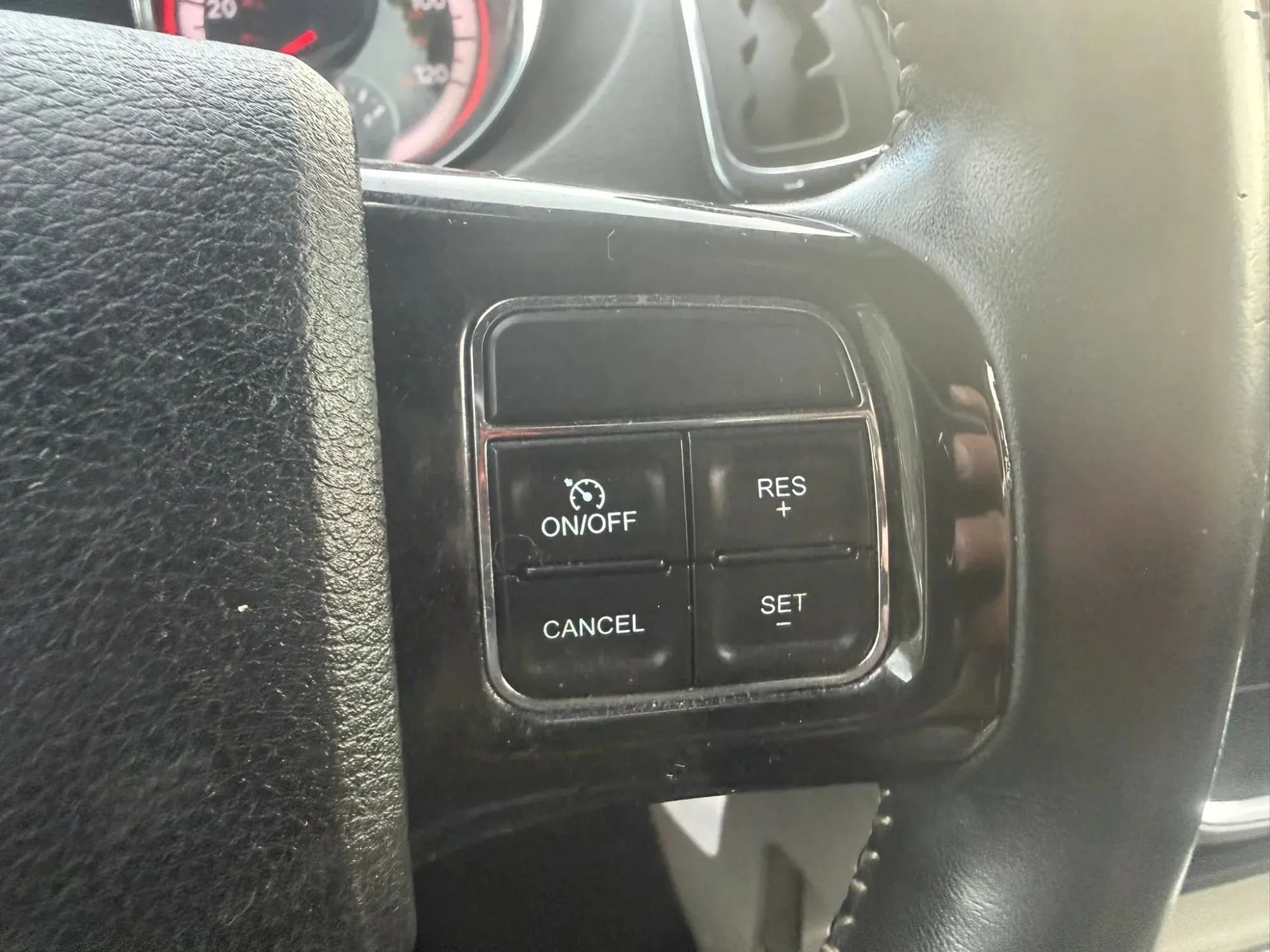 Used 2019 Dodge Grand Caravan SXT FWD image 13