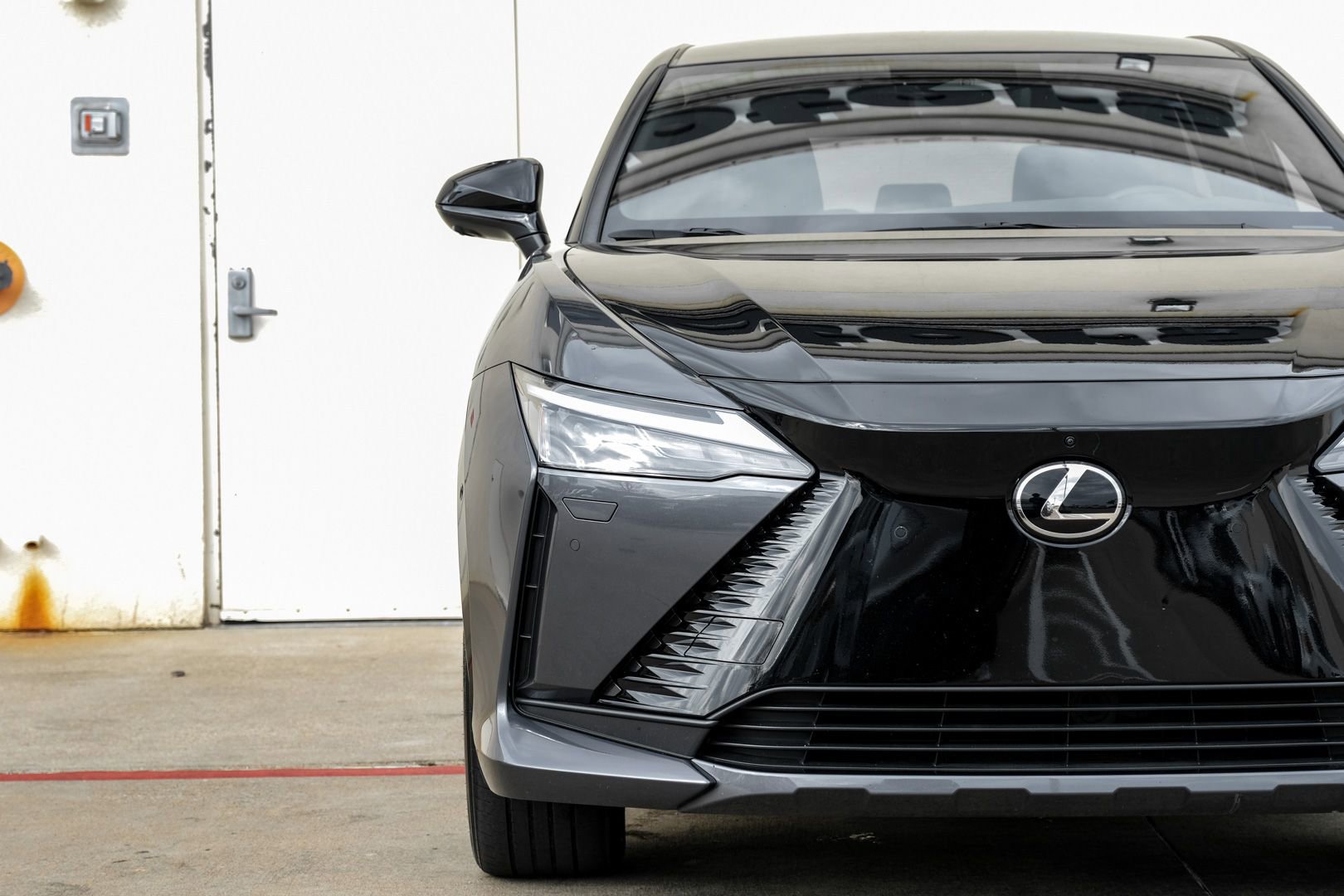 Used 2023 Lexus RZ 450e Premium w/ Technology Package image 43