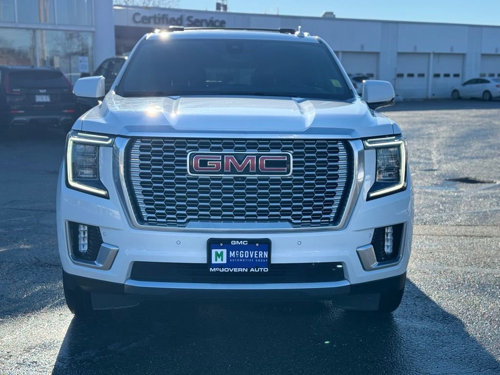 Used 2021 GMC Yukon Denali w/ Denali Ultimate Package image 10