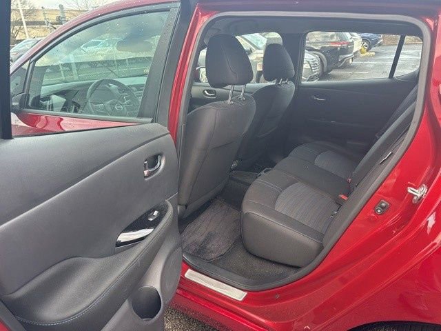 Certified 2025 Nissan Leaf SV Plus image 13