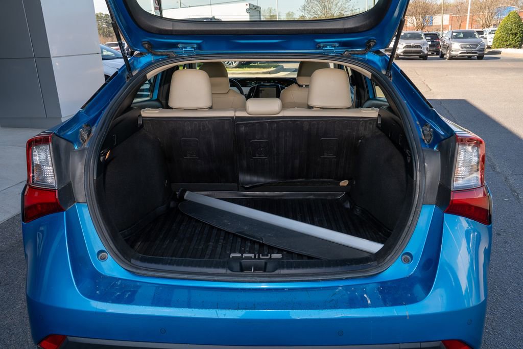 Used 2019 Toyota Prius Limited image 5