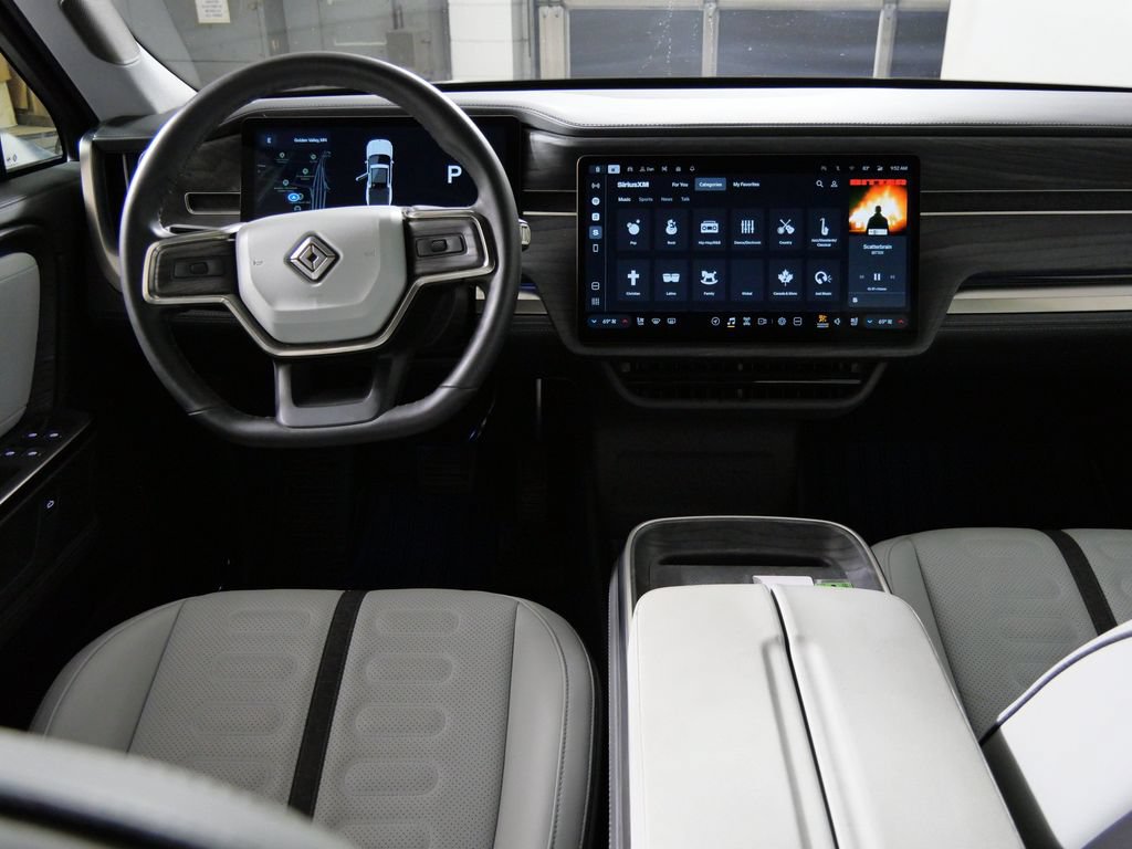 Used 2025 Rivian R1T Adventure Dual AWD/4WD image 19