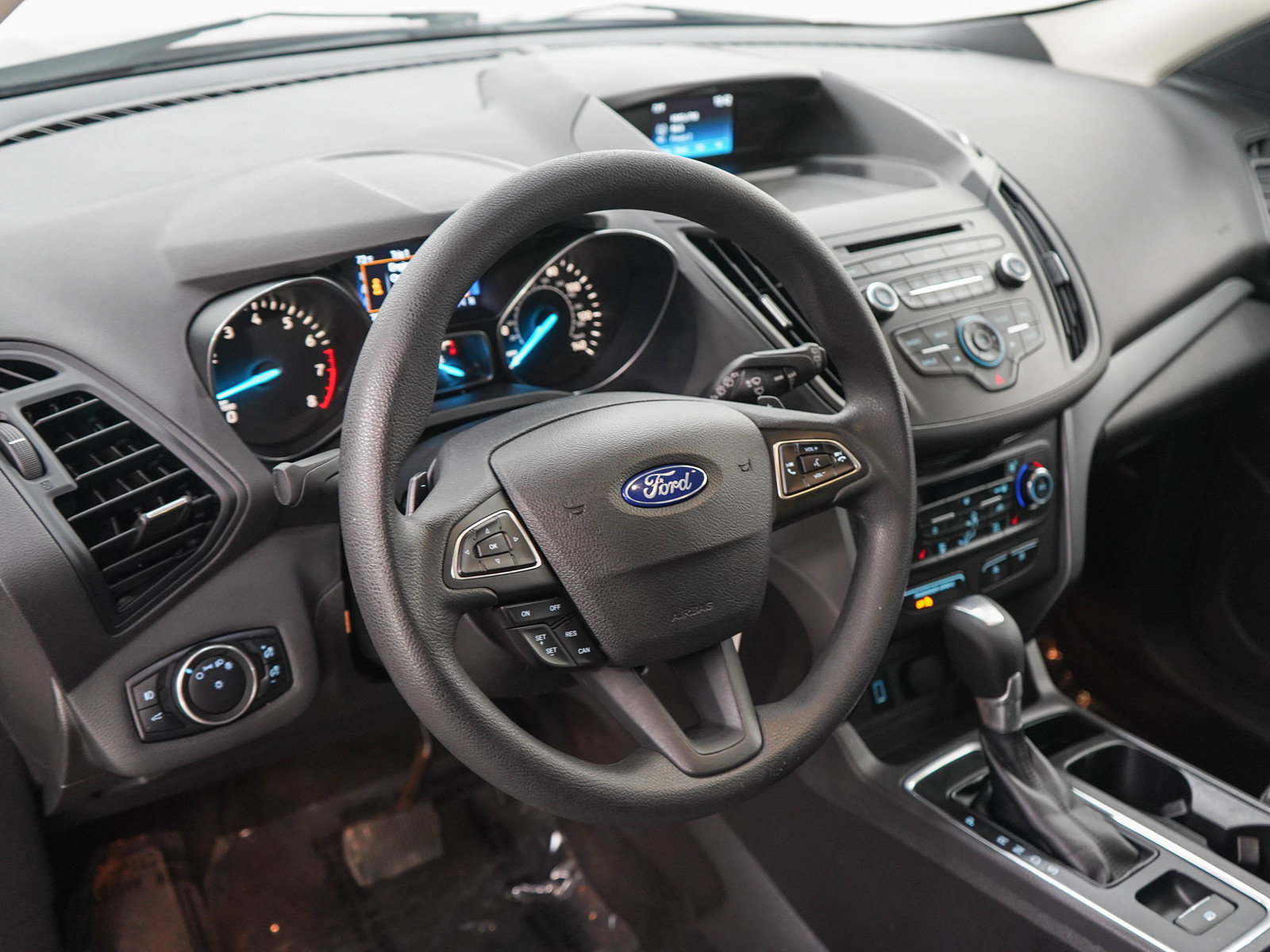 Used 2017 Ford Escape SE w/ SE Cold Weather Package FWD image 20