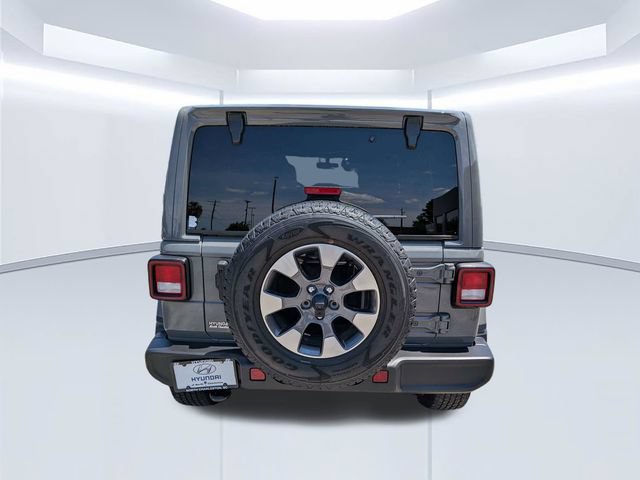 Used 2022 Jeep Wrangler Unlimited Sahara w/ Cold Weather Group AWD/4WD image 5
