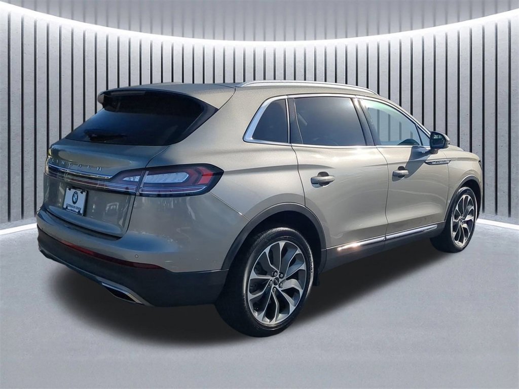 Used 2023 Lincoln Nautilus Reserve w/ Equipment Group 201A image 5