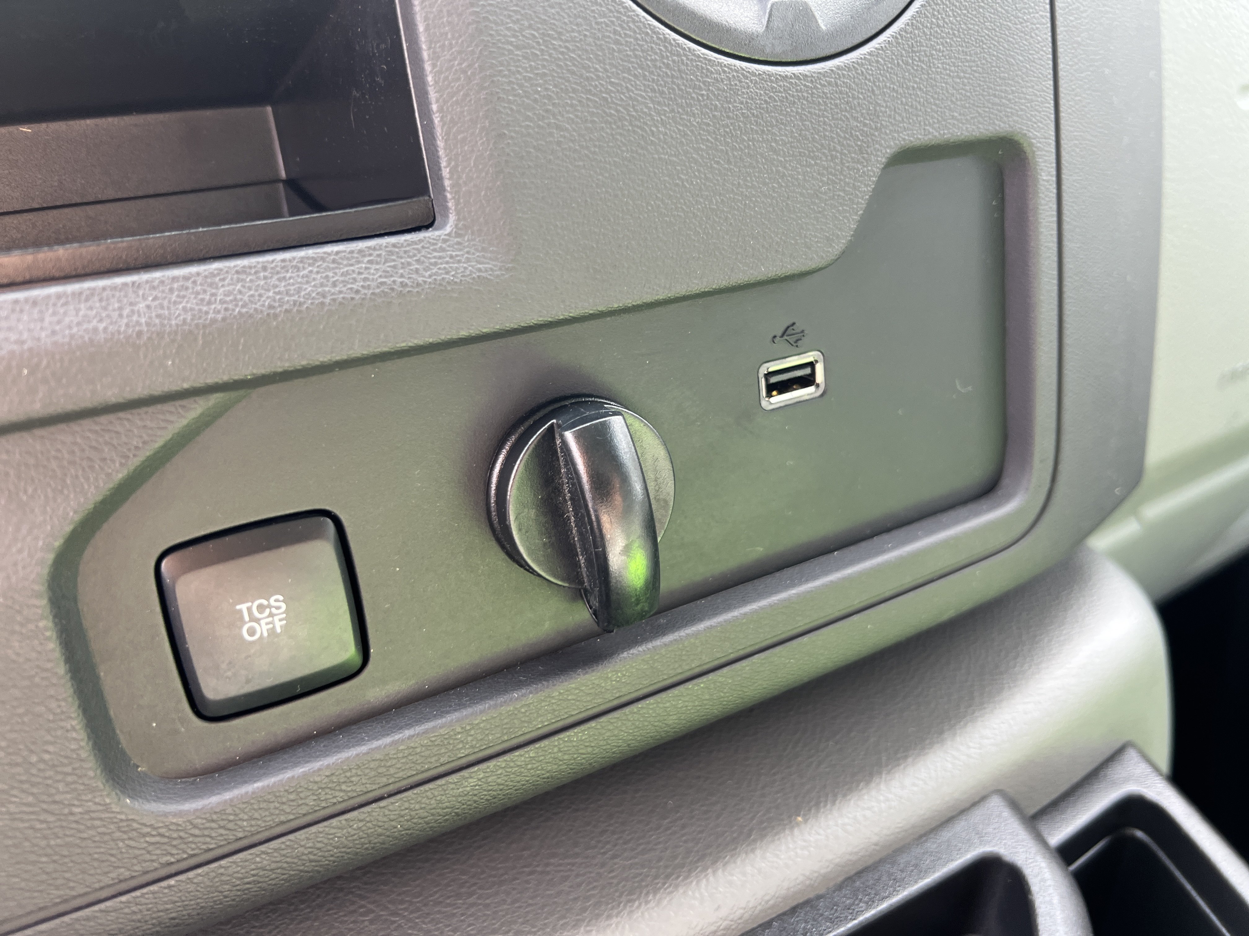 Used 2023 Ford E-350 and Econoline 350 Super Duty w/ Power Windows & Locks Group RWD image 18