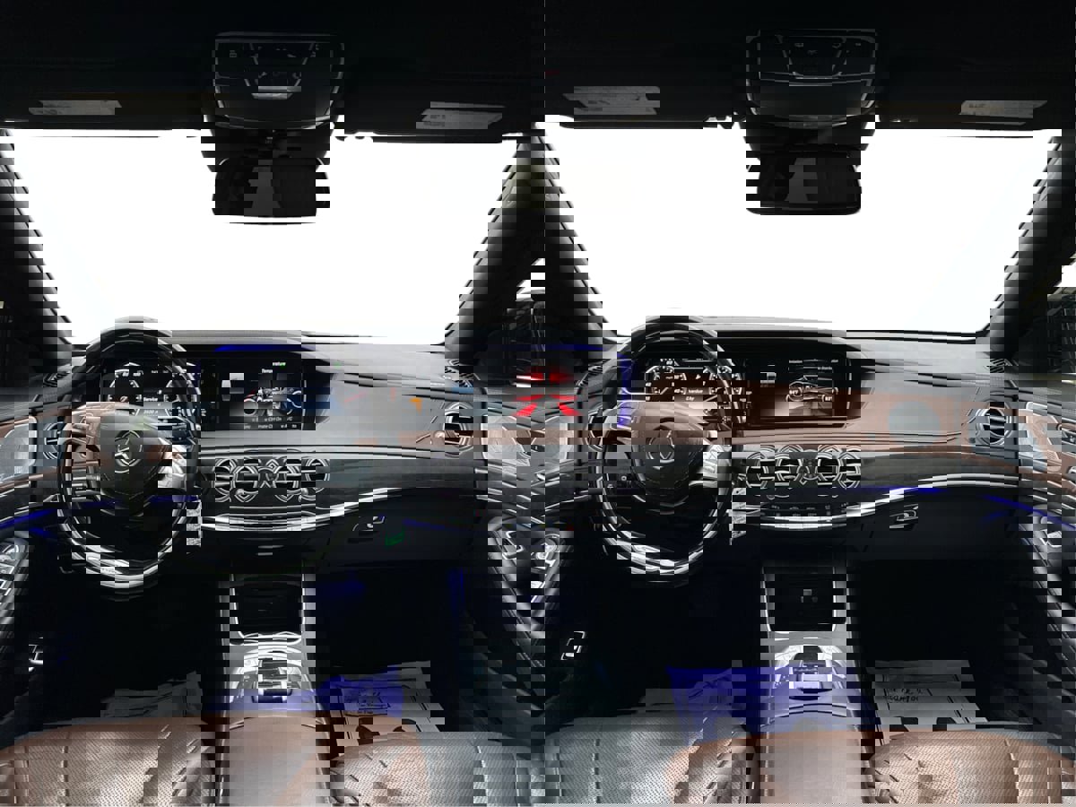 Used 2017 Mercedes-Benz S 550 4MATIC Sedan image 39