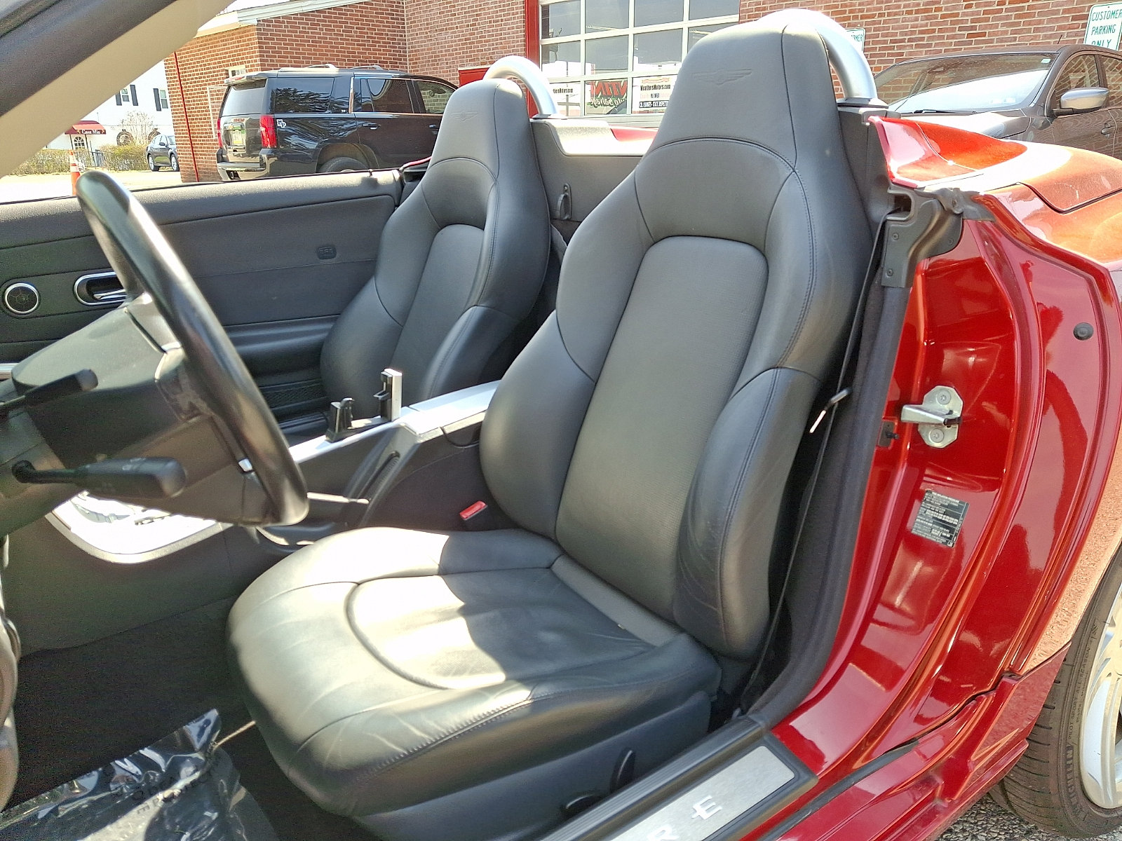 Used 2005 Chrysler Crossfire Limited RWD image 15