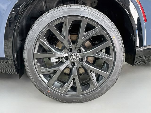 New 2026 Toyota Crown Signia AWD/4WD image 23