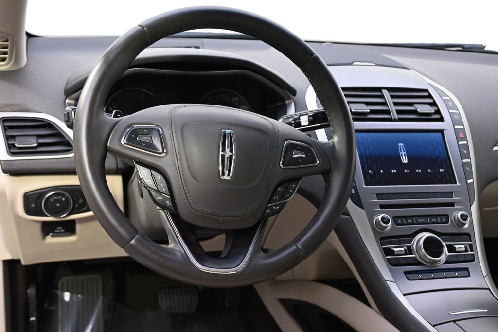 Used 2020 Lincoln MKZ Reserve w/ Elements Package image 12