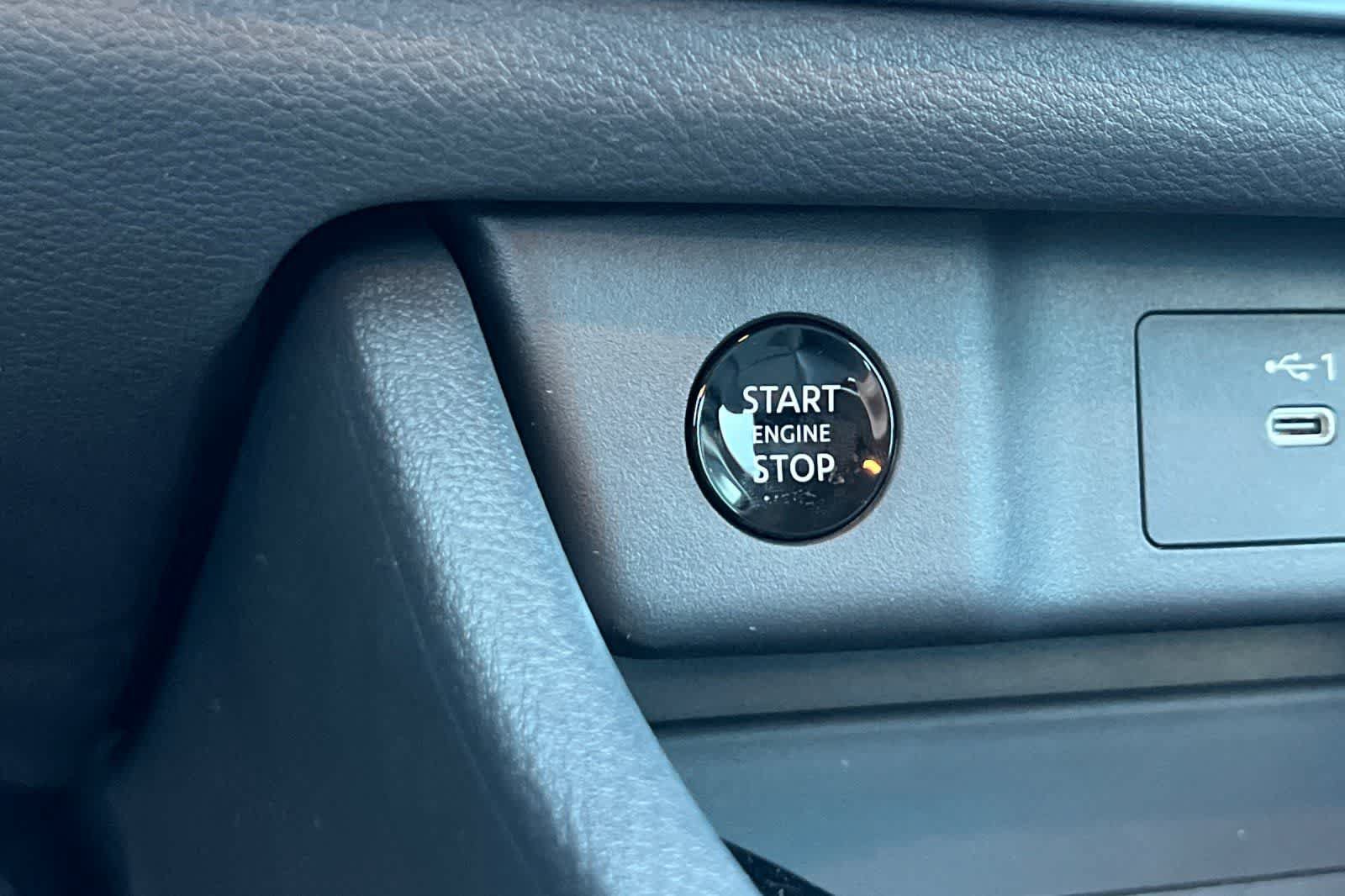 New 2026 Nissan Rogue SV AWD/4WD image 27