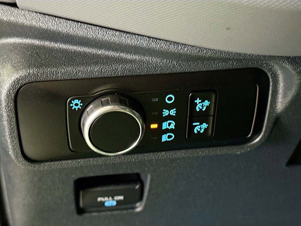 Used 2024 Ford Bronco Everglades image 24