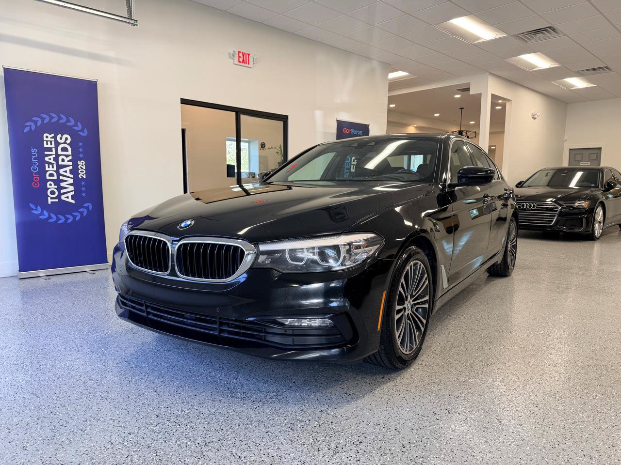 Used 2018 BMW 530i RWD image 3