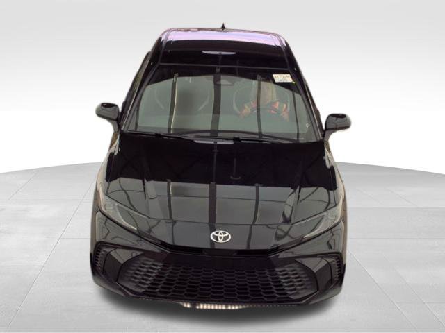 Used 2026 Toyota Camry SE FWD image 3