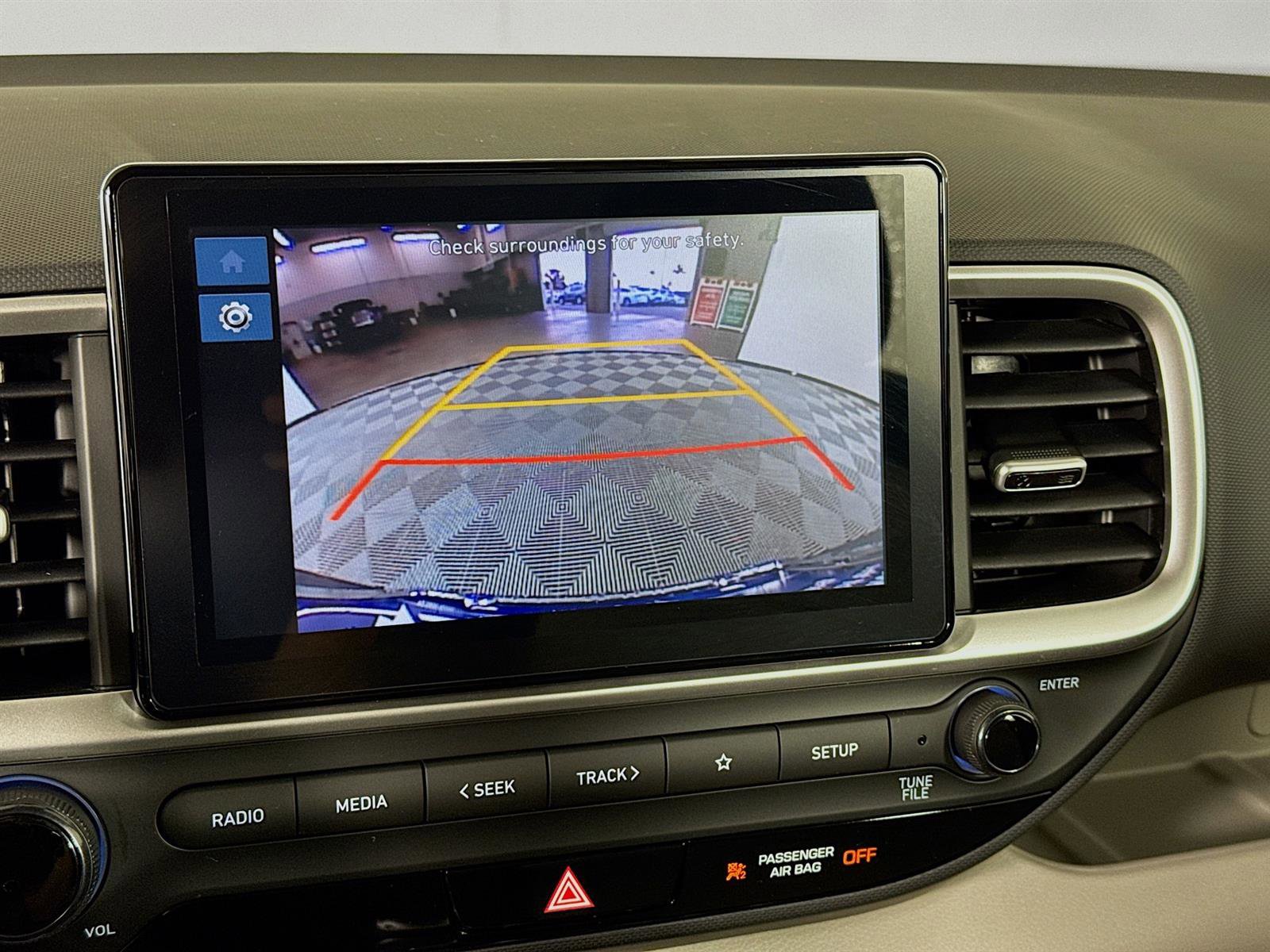 New 2025 Hyundai Venue SEL image 16