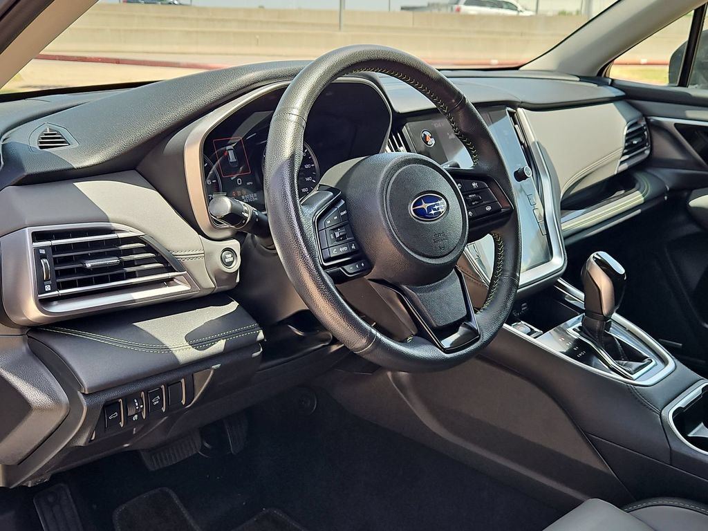 Used 2025 Subaru Outback Onyx Edition AWD/4WD image 15