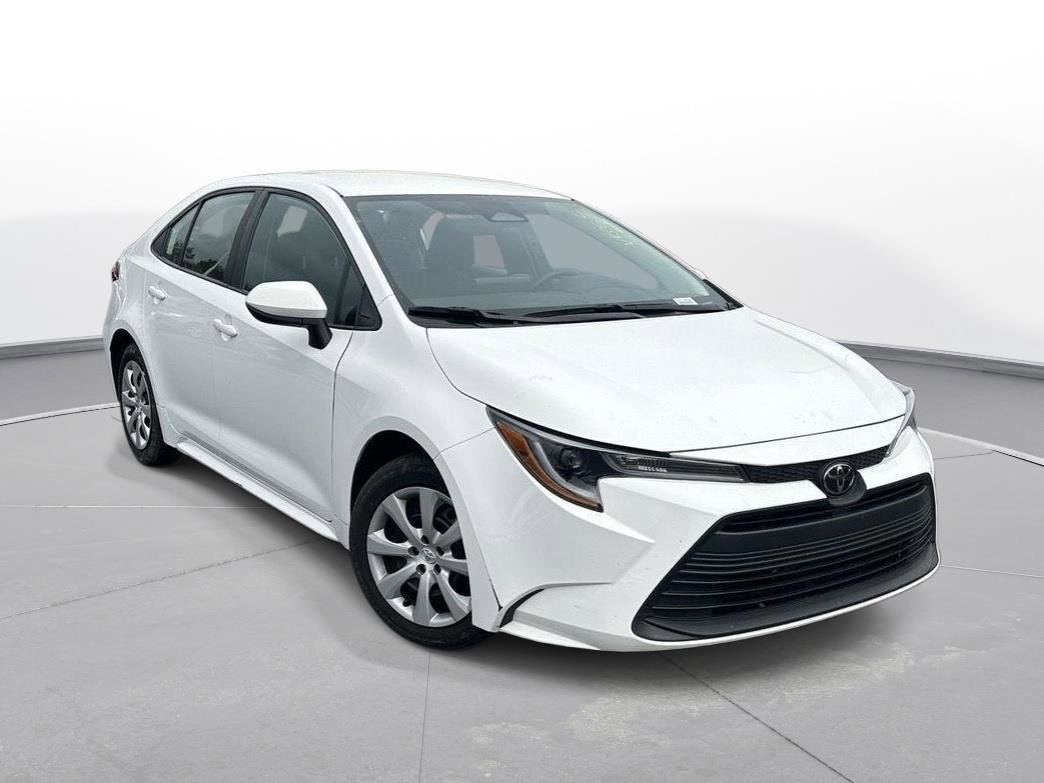 Certified 2024 Toyota Corolla LE image 4