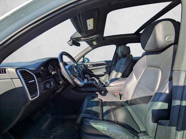 Used 2019 Porsche Cayenne image 14