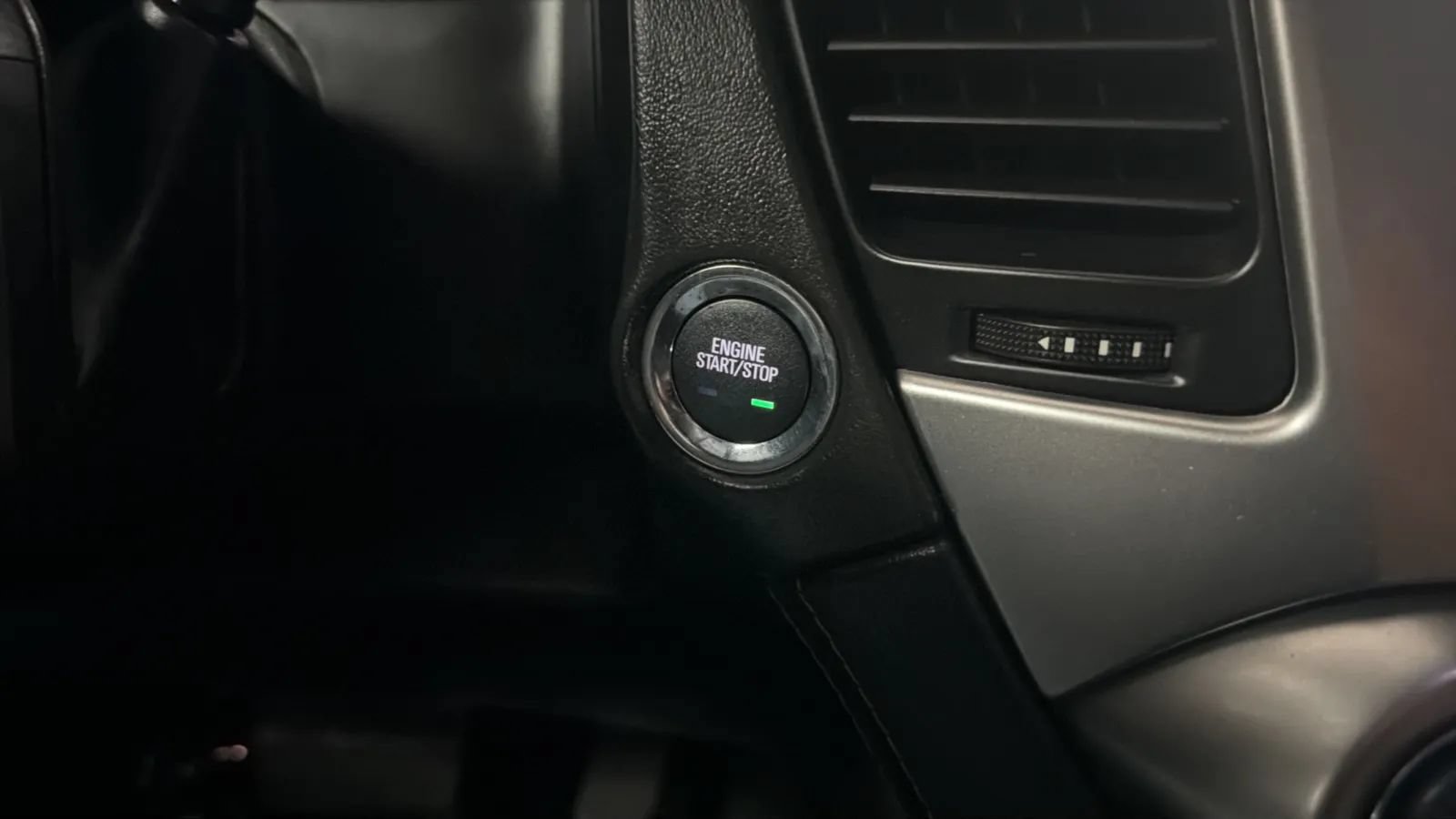Used 2018 Chevrolet Tahoe Premier RWD image 15
