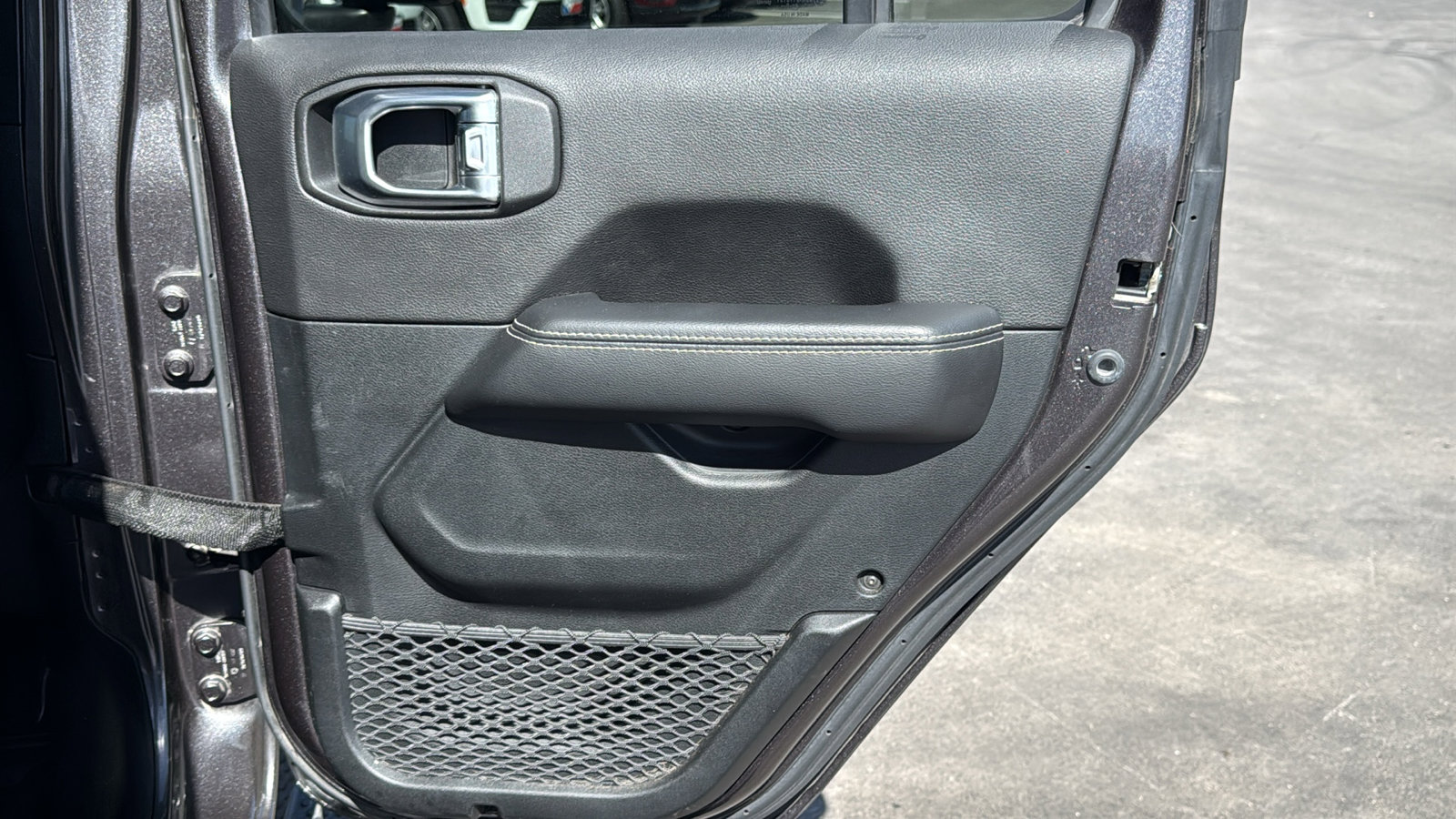 Used 2021 Jeep Wrangler Unlimited Sahara image 27