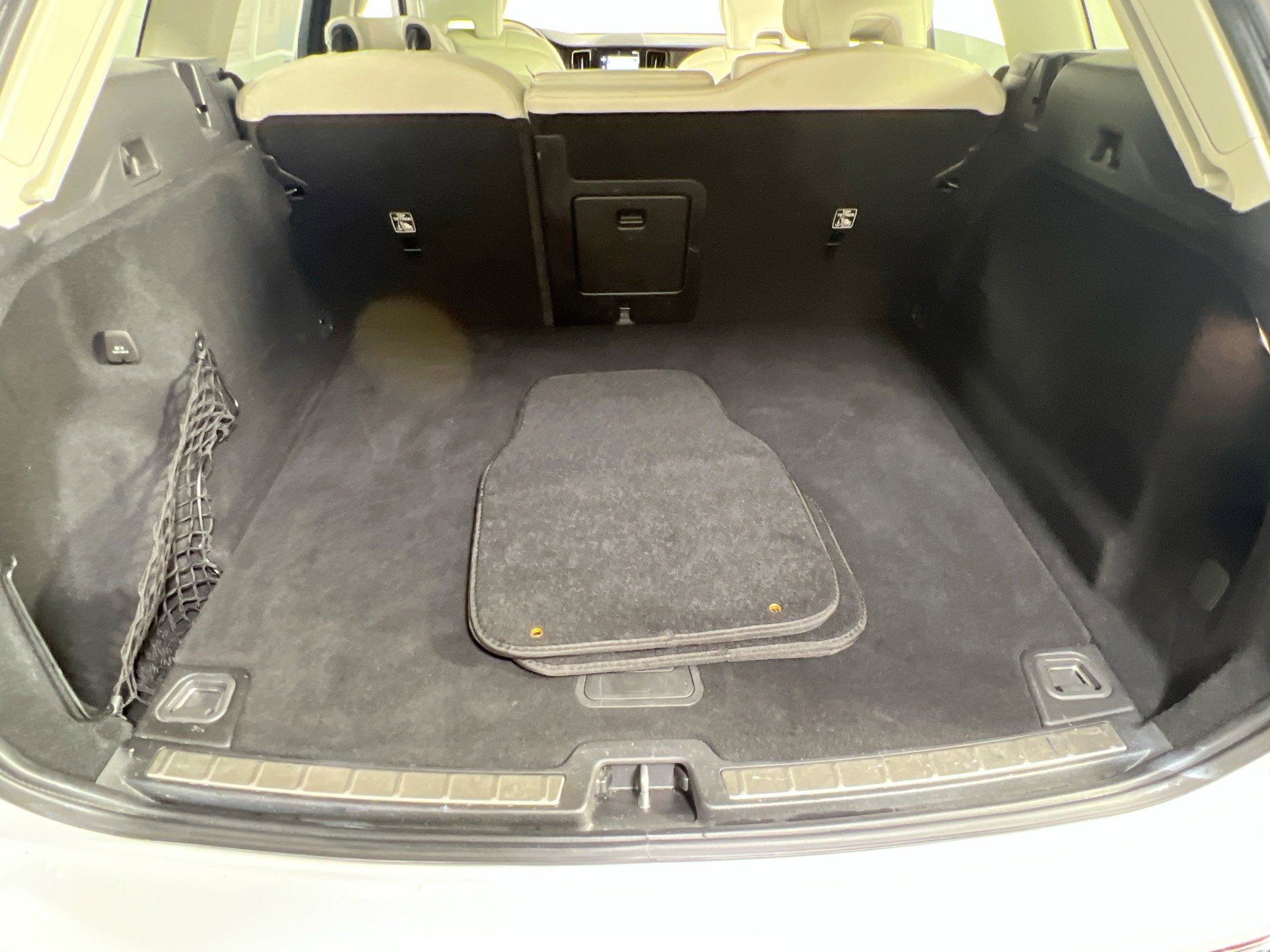 Used 2020 Volvo XC60 T5 Inscription image 26