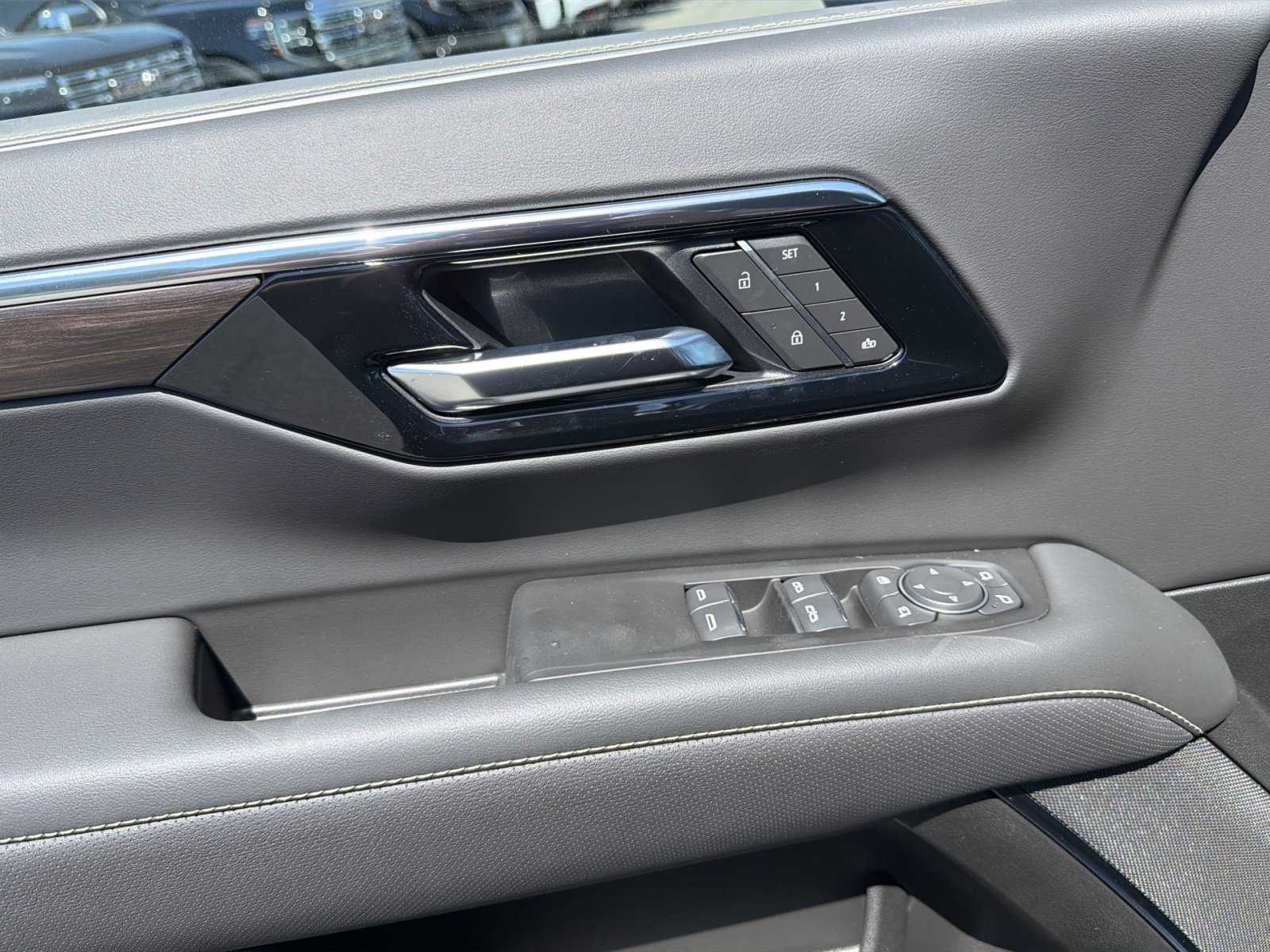 New 2026 Chevrolet Suburban Premier AWD/4WD image 15