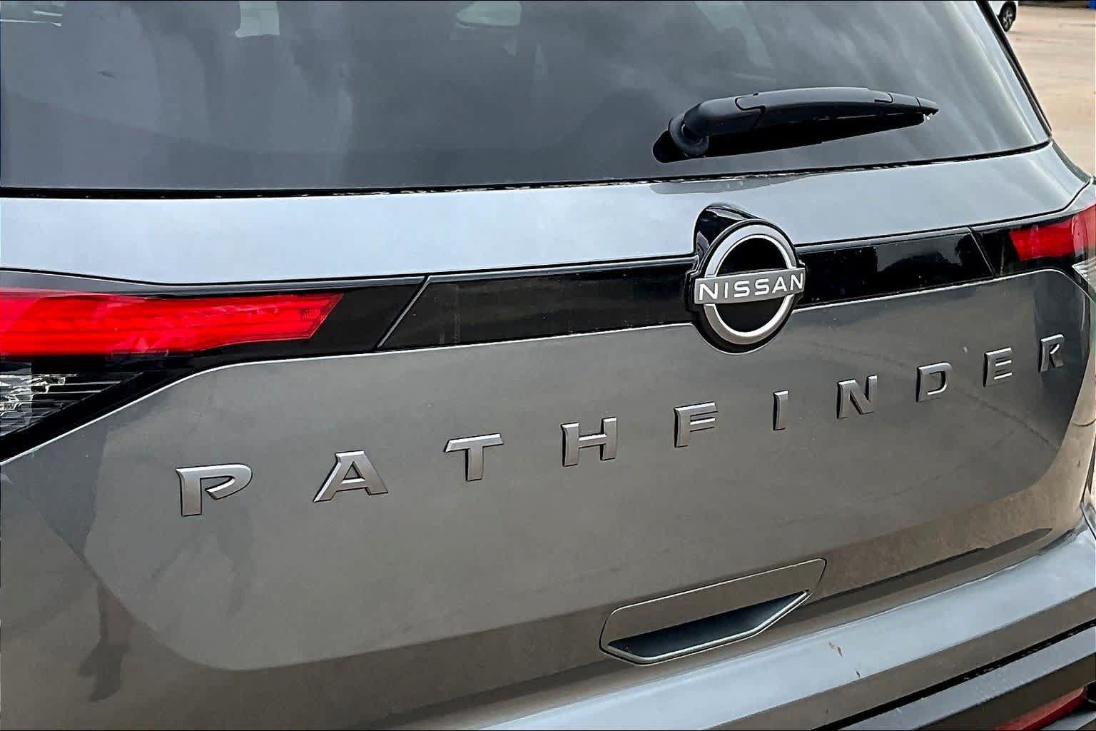 New 2026 Nissan Pathfinder SV FWD image 8