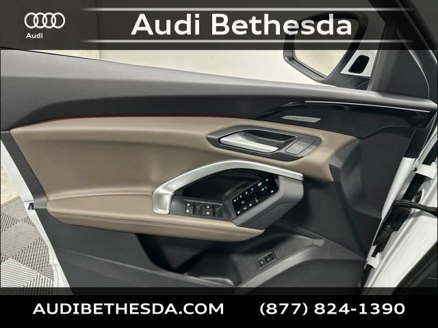 Certified 2025 Audi Q5 Premium w/ Premium Plus AWD/4WD image 14
