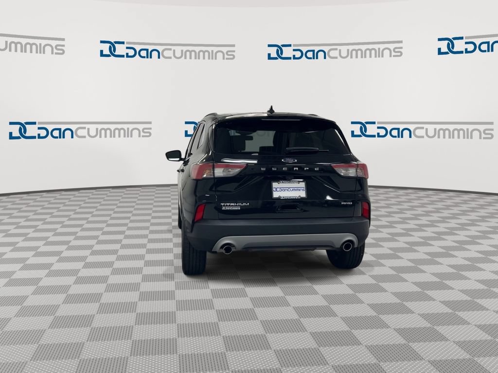 Used 2022 Ford Escape Titanium AWD/4WD image 7