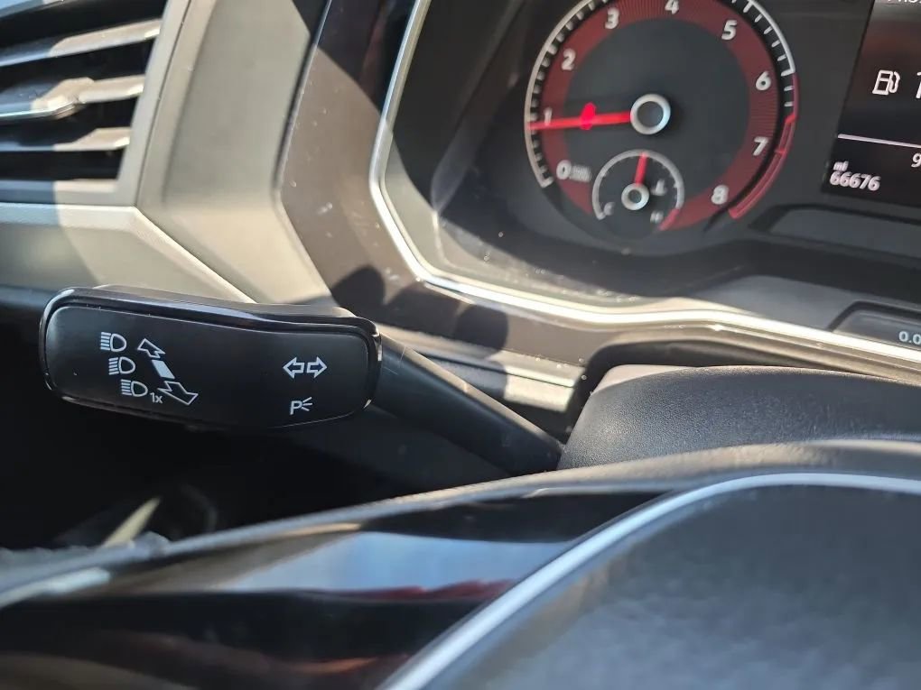 Used 2019 Volkswagen Jetta SE FWD image 20