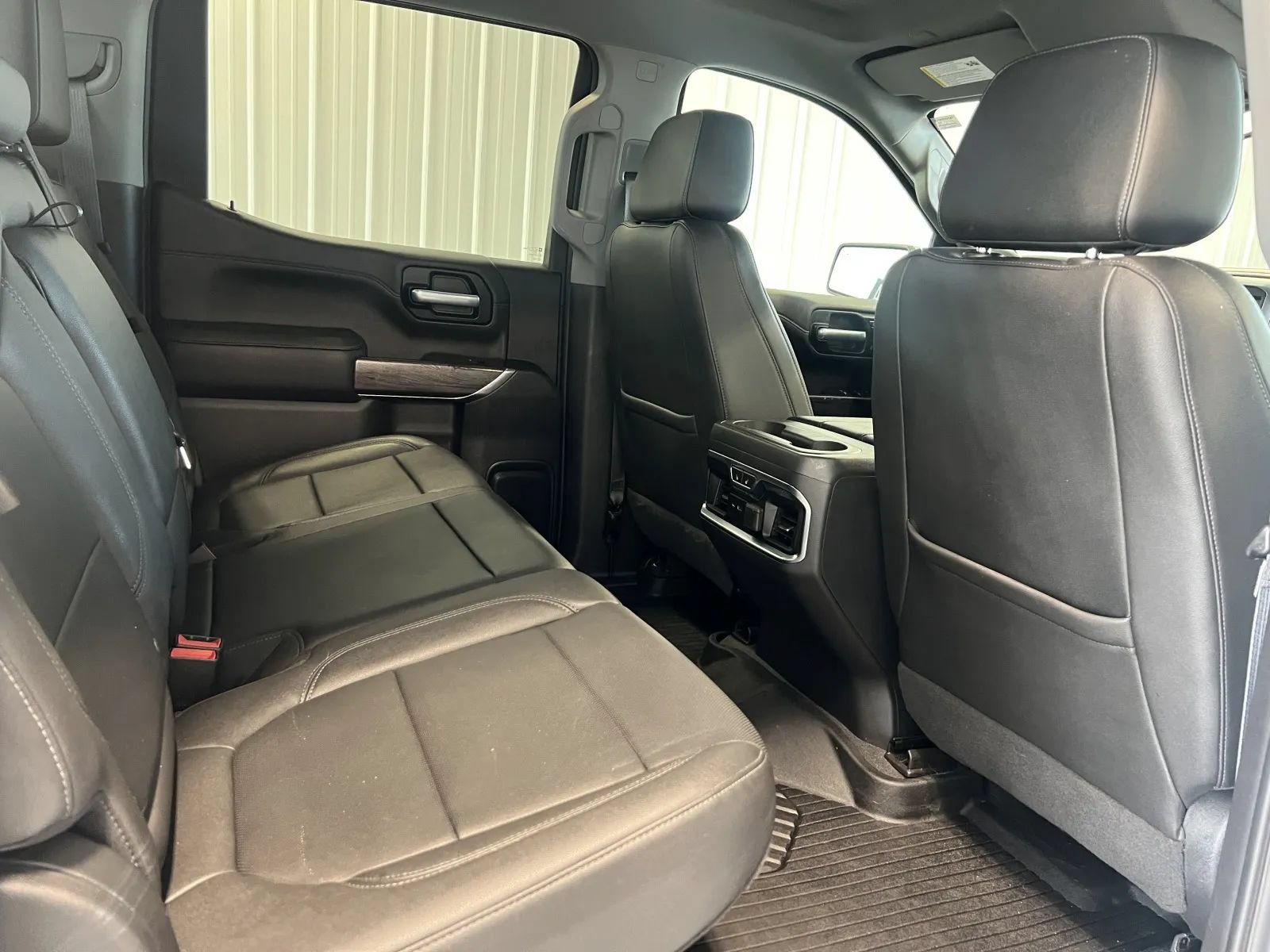 Used 2021 Chevrolet Silverado 1500 LTZ AWD/4WD image 27