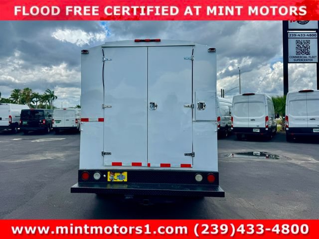 Used 2015 Ford E-350 and Econoline 350 Super Duty w/ Power Windows & Locks Group RWD image 15