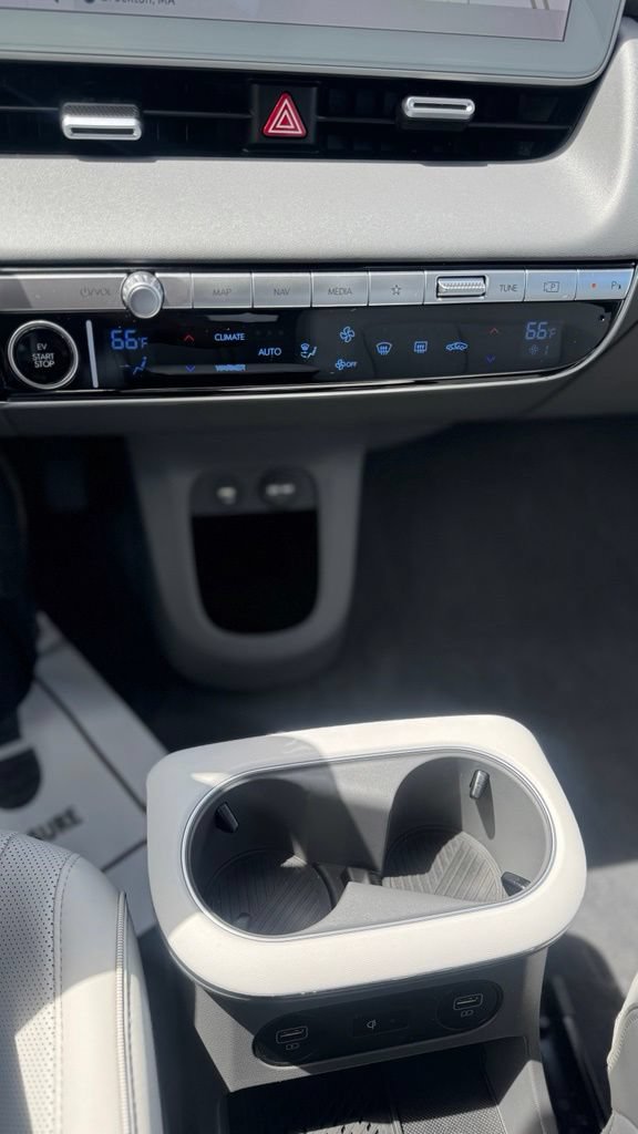 Certified 2023 Hyundai Ioniq 5 SEL AWD/4WD image 17