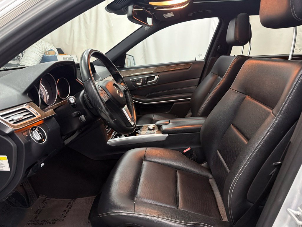 Used 2014 Mercedes-Benz E 350 4MATIC Sedan image 12