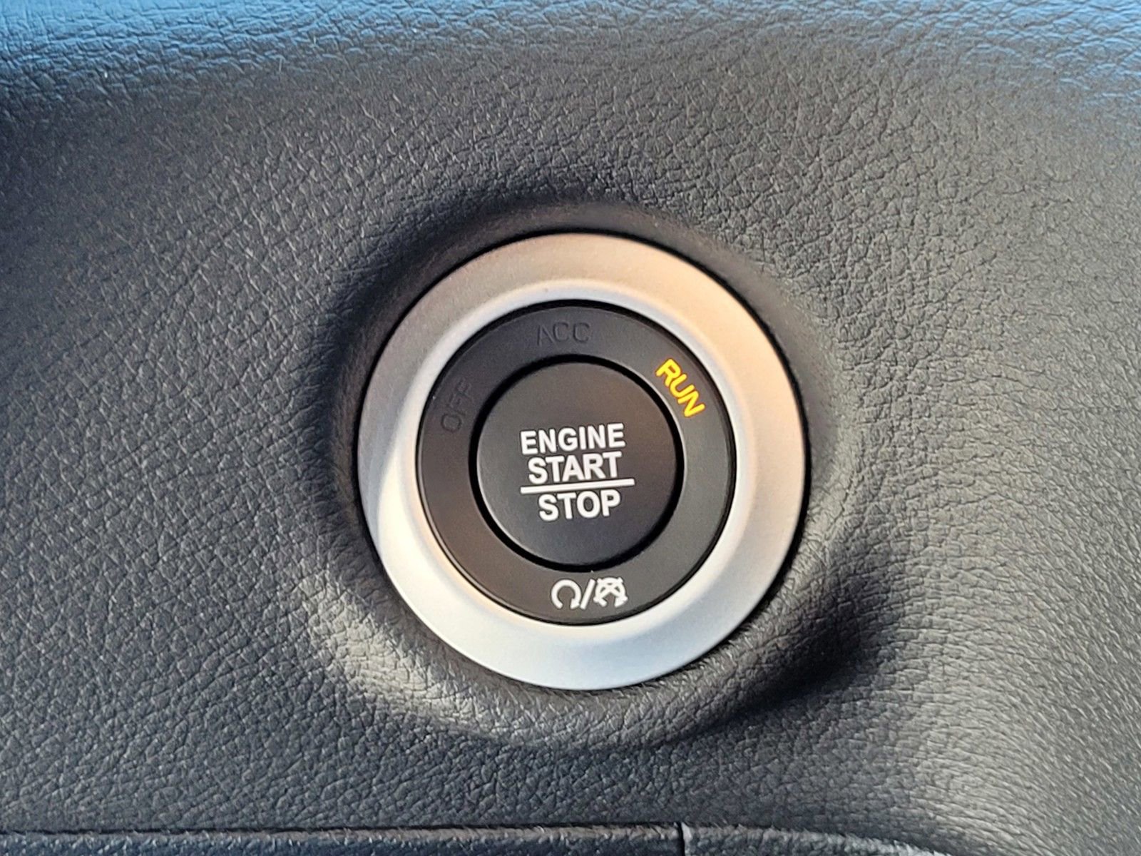 New 2026 Chrysler Pacifica Select image 21