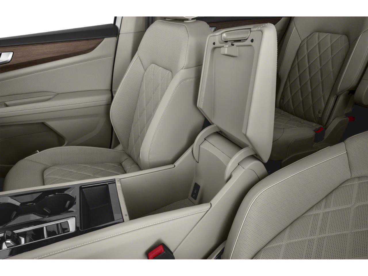 Used 2024 Volkswagen Atlas SEL Premium R-Line image 9