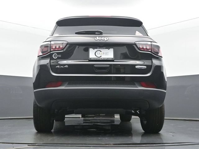 New 2025 Jeep Compass Latitude w/ Sun & Sound Group AWD/4WD image 50