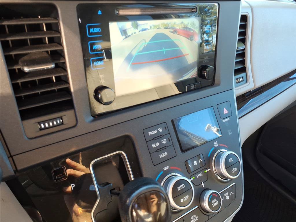 Used 2015 Toyota Sienna XLE w/ XLE Navigation Package FWD image 37