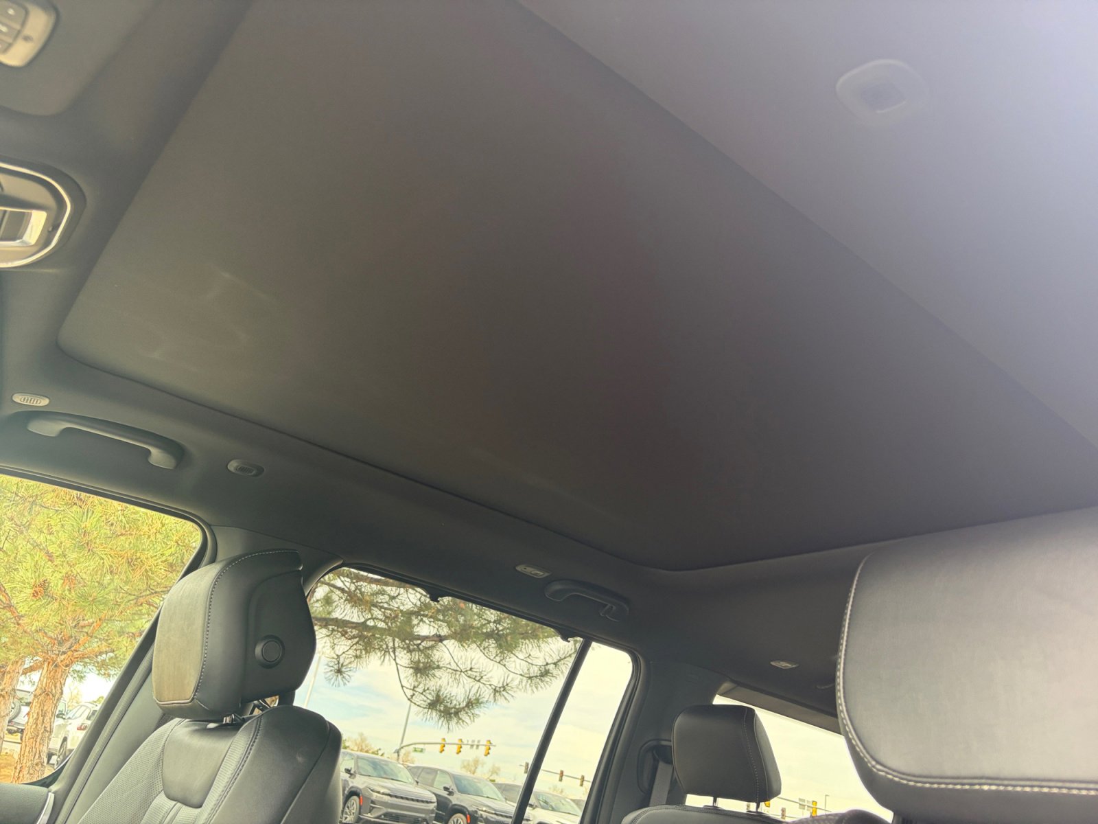 New 2026 Jeep Grand Wagoneer Limited AWD/4WD image 32