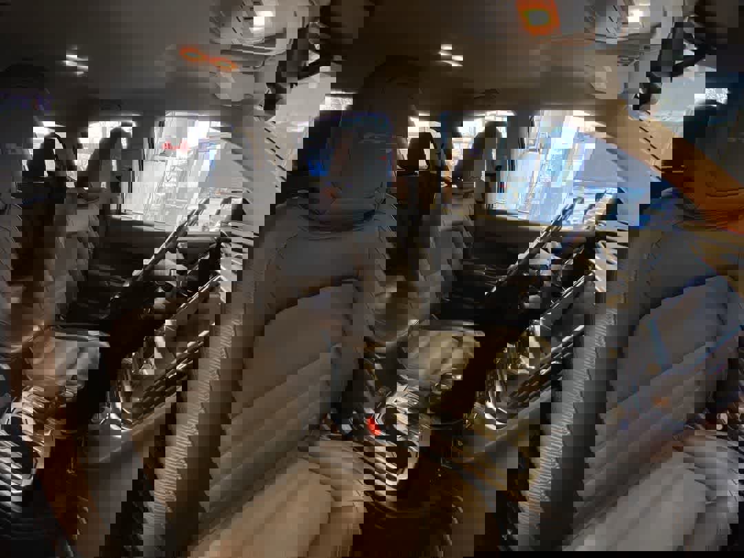 Used 2022 GMC Canyon AT4 image 25