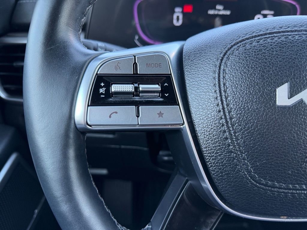 Used 2025 Kia Telluride EX X-Line image 23